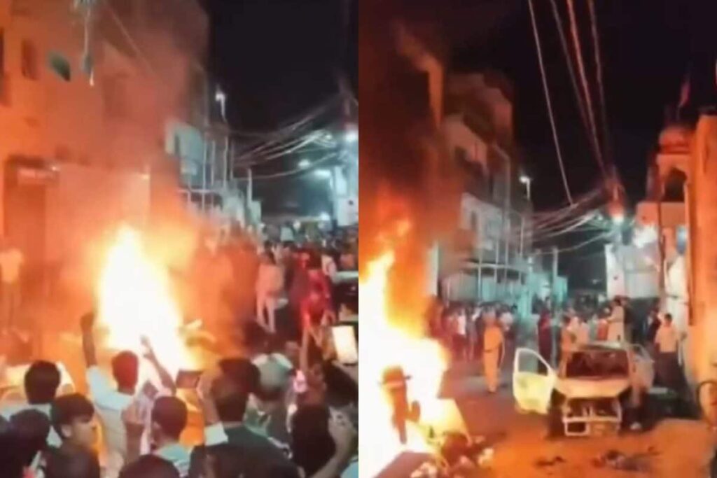 Vehicles Torched, Roads Blocked In Delhi's Uttam Nagar After Man Killed In Holi Colour Dispute | Video