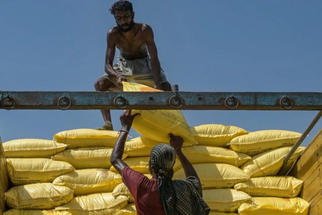 The Hidden Cost Of The Hormuz Blockade: How India Is Losing 8,00,000 Tonnes Of Urea A Month