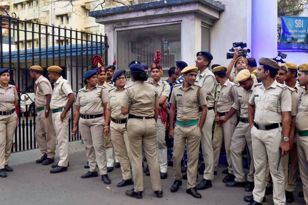 Big Police Shake-Up In West Bengal Before Assembly Polls, EC Transfers 12 SPs, 1 DC