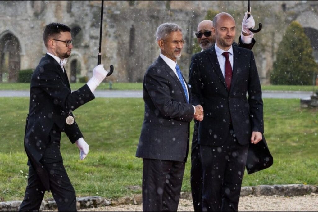 Jaishankar Stresses Urgency Of UNSC Reforms, Streamlining Peacekeeping Ops At G7 Meeting