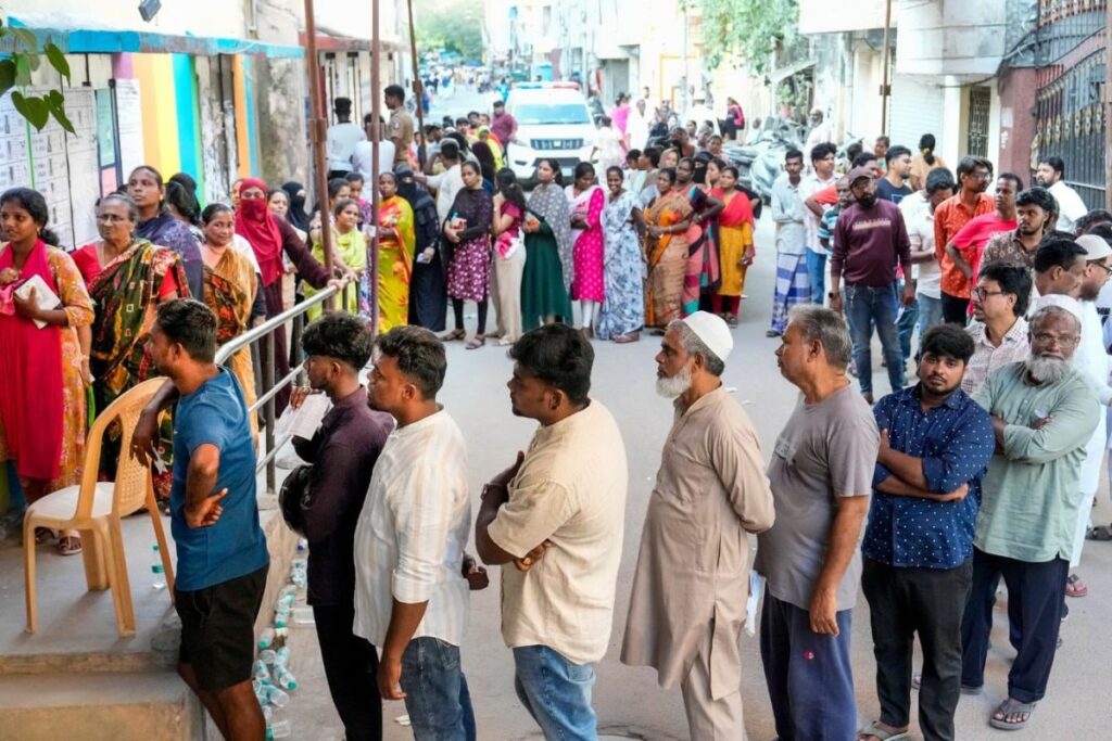 A Chaotic Reunion Due To SIR? Man Waits For Hours, Catches 'Runaway' Wife At Polling Booth In Bengal