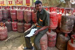 India's Energy Tracker: 50 Lakh LPG Cylinder Deliveries Daily, 3 Lakh+ Gas Connections Cushion Iran Shock