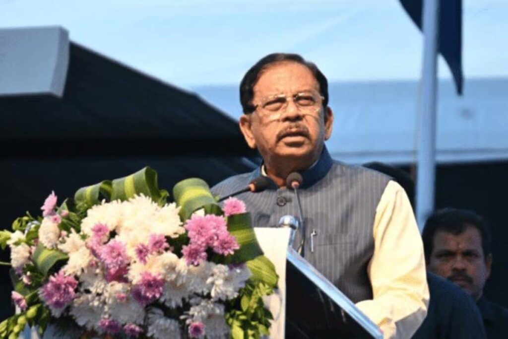 Karnataka Home Minister Parameshwara Faces FIR Over Rs 500 Betting Statement