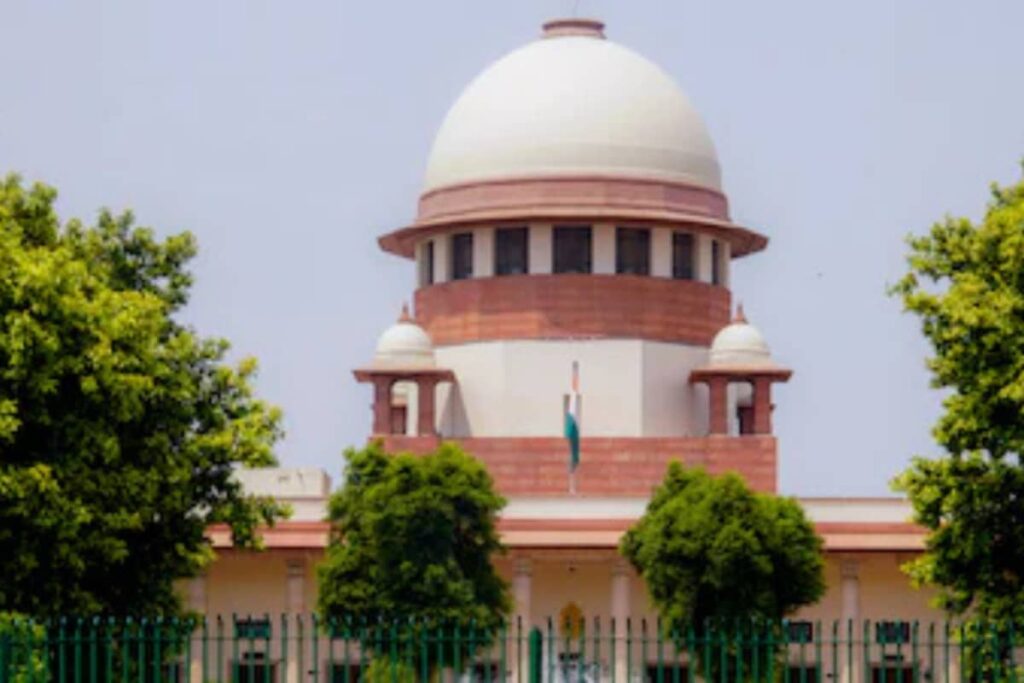 'Shaant Raho, Rs 15,000 Dete Raho': SC To 54-Year-Old Man Seeking Divorce From Estranged Wife