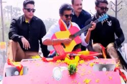 Guitar In Hand, Boy On Shoulders: Glimpses From Vijay's Tirunelveli Roadshow | PHOTOS