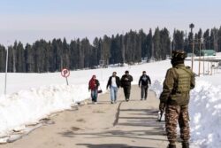 QR Code System Rolled Out In J&K’s Pahalgam To Boost Tourist Safety