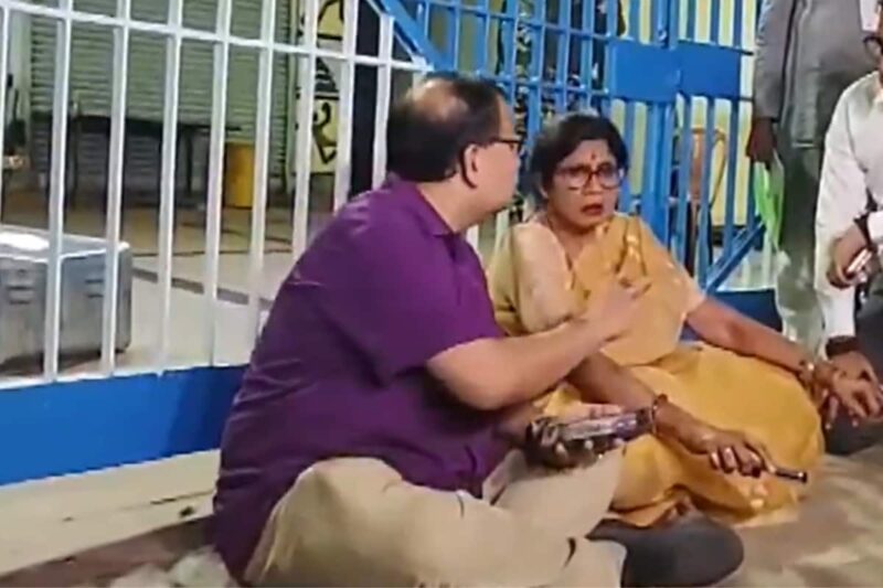 EC Says Allegations Of Irregularities In Kolkata Strongroom Have No Merit After TMC Sit-In