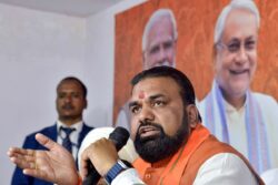Bihar CM Samrat Chaudhary Reverses Vijay Sinha's Order, Reinstates 224 Suspended Revenue Officials