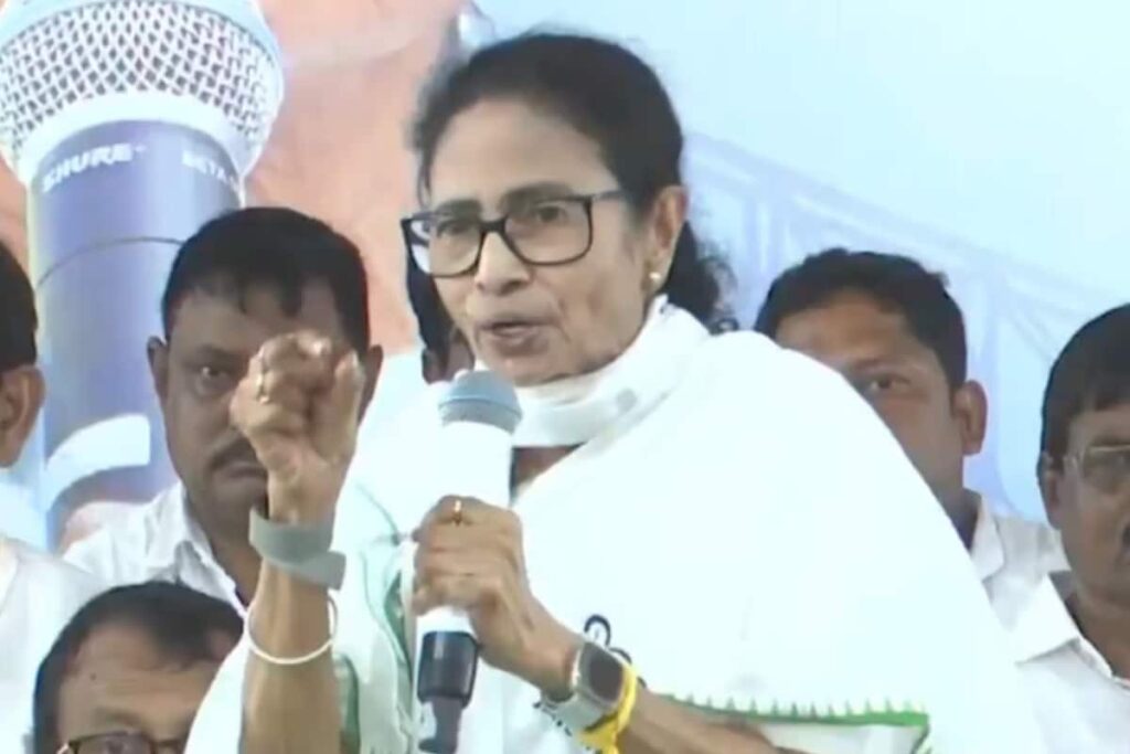 'We Did Not Get Jhal, But You Will': Mamata Banerjee Takes Swipe At PM Over Jhalmuri Video