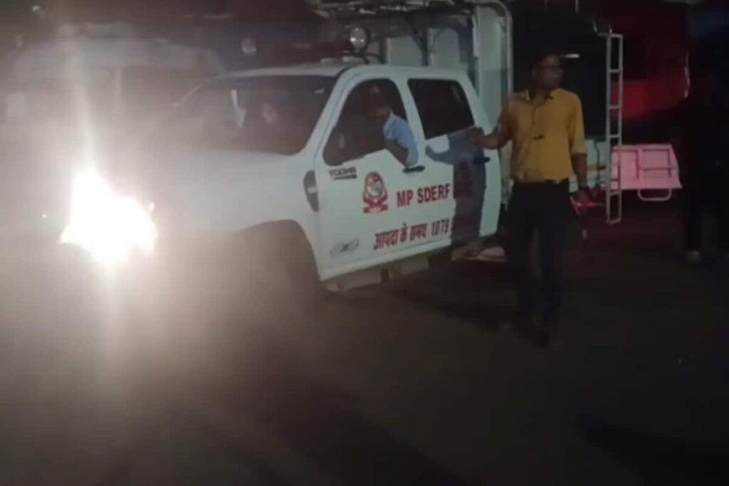 4 Killed, Several Missing As Cruise Boat Capsizes In Madhya Pradesh's Jabalpur