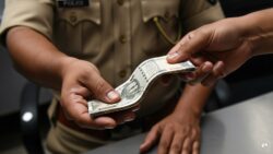 Karnataka Cop In Lokayukta Trap For Allegedly Accepting Bribe In Illegal Detention Case