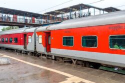 No More Waiting Lists? Railway Announces Over 18,000 Summer Special Trains: Check Routes, Timings