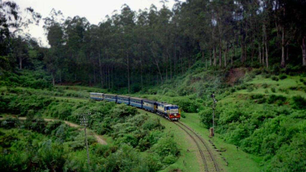 Looking For Perfect Summer Escape? These Train Journeys Lead You Through India’s Most Beautiful Hills