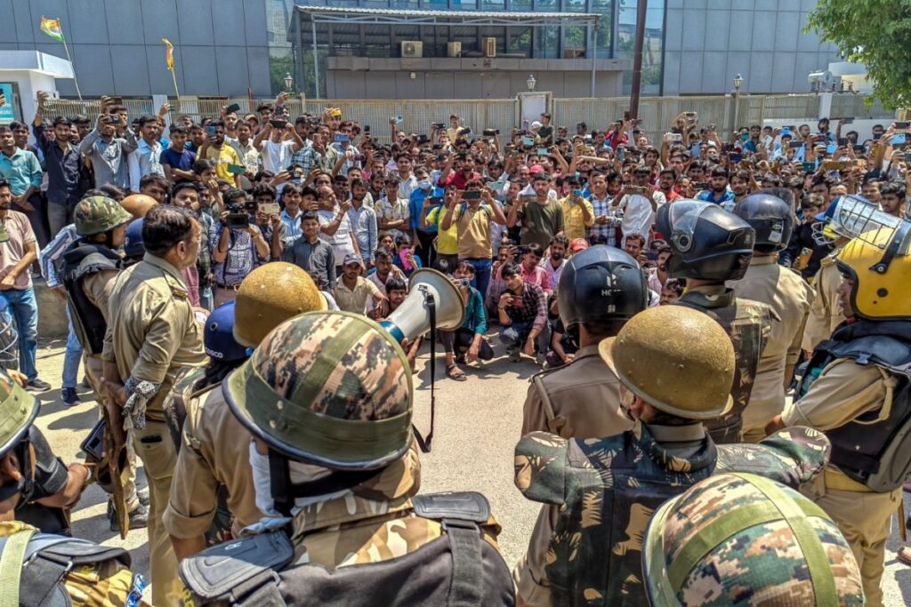 Noida Workers Protest: UP Officials Say Many Involved In Arson, Stone Pelting Were Not Employees