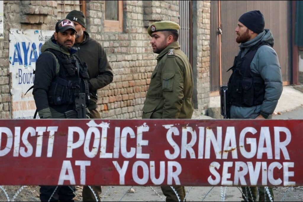 US National Among Two Detained at Srinagar Airport For Carrying Prohibited Satellite Tracker