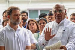 Congress Leaders Huddle In Kerala To Pick New CM, Selection Process Begins Thursday