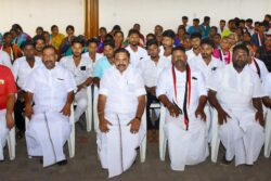 End Of Road For EPS? AIADMK Rebel Faction Only 2 MLAs Short Of Avoiding Anti-Defection